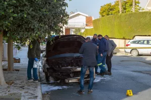 ΦΩΤΟΣ/ Το όχημα του Λυσάνδρου μετά τον εμπρησμό