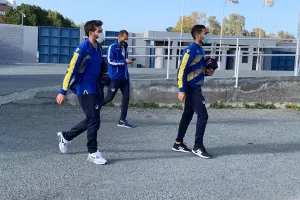 (ΦΩΤΟΣ) Η άφιξη του ΑΠΟΕΛ