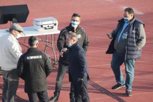 (ΦΩΤΟΣ) Πρόδρομος - Τορναρίτης πριν την σέντρα
