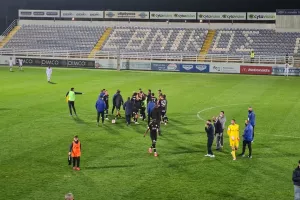 Ο Εθνικός ανασάνει... η Καρμιώτισσα βυθίζεται!