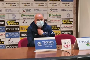 ΤΙΜΟΥΡ: "Περισσότερη σημασία έχει ότι κερδίσαμε παίζοντας καλό ποδόσφαιρο" (βίντεο)