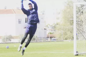 Πετάει... ο Λόρια και οι υπόλοιποι (φώτος)