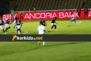 Διπλή αλλαγή από Πετράκη