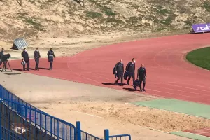 (ΦΩΤΟΣ) Η άφιξη της Ανόρθωσης στην Πάφο 