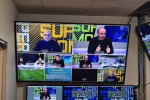 Το SHOW της Δευτέρας