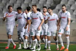 Αποστολή με "20" για ΑΠΟΕΛ