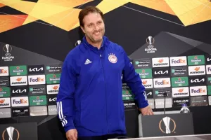 Μαρτίνς: «Θα κάνουμε λίγες αλλαγές με Αϊντχόφεν»