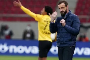 Μάντζιος: «Δίκαιο το αποτέλεσμα, δείξαμε γιατί είμαστε ψηλά»