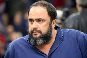 Μήνυμα Μαρινάκη: «Προχωράμε δυνατά»