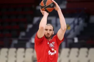 Εκτός 12άδας ο Κουφός