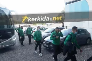 (ΦΩΤΟΣ/BINTEO) Υποδοχή με... Τσιούπαρο!