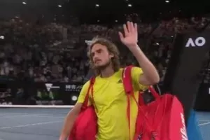 Αντίο στον Τσιτσιπά με... GIF