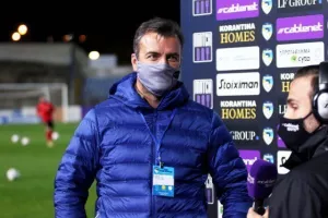 Νίκησε και μπαίνει πρώτη στην δεύτερη φάση 