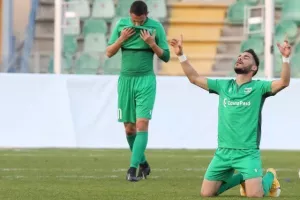 Τρίποντο και σταθερά κορυφή με Σικόρσκι (φώτος)