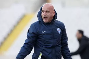 Με αλλαγές στο Παραλίμνι ο Τιμούρ