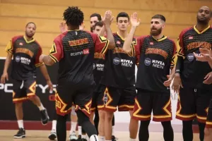 ΚΕΡΑΥΝΟΣ... στο ντέρμπι (φώτος) 