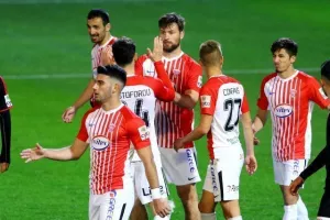 Επέστρεψε... με ΚΑΡΕ και ευστοχία απ' την "άσπρη βούλα"! (Φώτος)