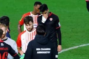 Επέστρεψε... με ΚΑΡΕ και ευστοχία απ' την "άσπρη βούλα"! (Φώτος)