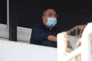 Ο πρόεδρος το πιστεύει...