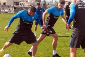 Επόμενος στόχος: Απόλλων (Φώτος)