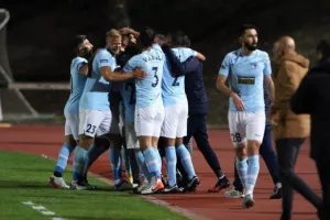 Νίκησε και μπαίνει πρώτη στην δεύτερη φάση 