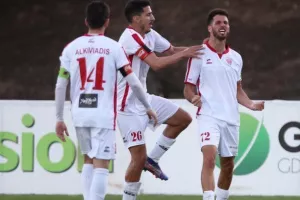 Νίκησε η Ανόρθωση και... αγκάλιασε την πρόκριση