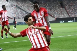 Μπουχαλάκης: «Βγάλαμε αντίδραση, καλό το σκορ αλλά δεν έχει τελειώσει τίποτα» (vid)