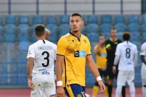 Στραχίνια/Τζόκοβιτς