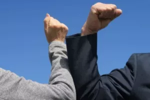Κοντραμπάντα/Ιανουάριος
