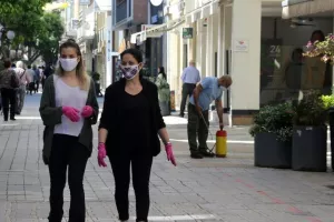 Χαλαρώσεις - Τι θα γίνει και τι όχι από Δευτέρα 1/3