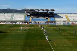 "Χ" με Νέστορα