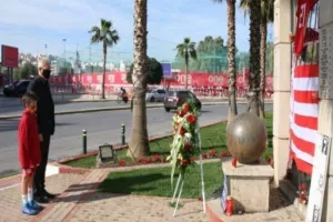 «Σαράντα χρόνια μετά και τα πρόσωπα όλων τους παραμένουν ολοζώντανα»