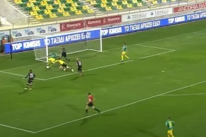 ΒΙΝΤΕΟ/Τακουνάκι και 3-1