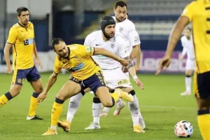 Τα νεότερα για Νταουσβίλι/Με προστατευτική μάσκα