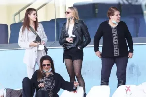 Τρίποντο και σταθερά κορυφή με Σικόρσκι (φώτος)