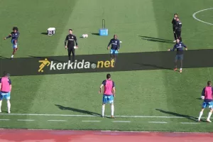 Η εντεκάδα του Απόλλωνα στο Μακάρειο (Τρεις αλλαγές)