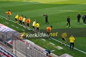 Οι έντεκα του Ντούσαν Κέρκεζ/Πολλές αλλαγές