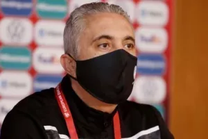 Έκπληξη/κόουτς