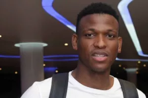 Shehu/Πτήσεις
