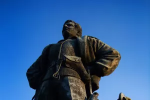 Απόλλων για Αυξεντίου