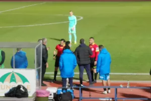 Ζήτησε πέναλτι ο Απόλλωνας- Κίτρινη του Λ. Σωτηρίου σε Μπεντόγια (φώτος)