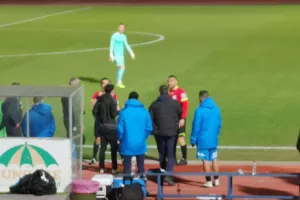 Ζήτησε πέναλτι ο Απόλλωνας- Κίτρινη του Λ. Σωτηρίου σε Μπεντόγια (φώτος)