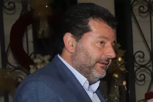 ΑΕΛ για Παπασταύρου/"Ψεύτικη, παραπλανητική και προπαγανδιστική ανακοίνωση"