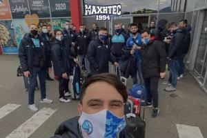 ΜΑΧΗΤΕΣ: "Θέλω μια χάρη... το ευρωπαϊκό"