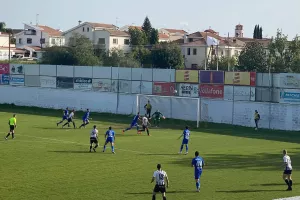 Καλπασμός για τα σαλόνια! (φώτος)