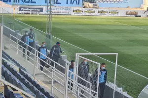 Ε -ε - Εθνικός! (φώτος)