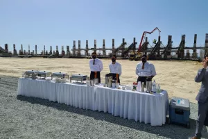 Ο ΠτΔ ξεναγήθηκε στα έργα στην "Limassol Arena" (Φώτος)