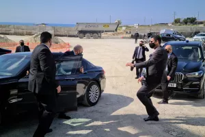 ΦΩΤΟΣ-ΒΙΝΤΕΟ/Η άφιξη του Προέδρου