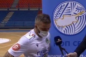 Λύγισε ο Μανώλη… “Ήταν το τελευταίο μου παιχνίδι/Είμαι περήφανος που είμαι Ομονοιάτης” 