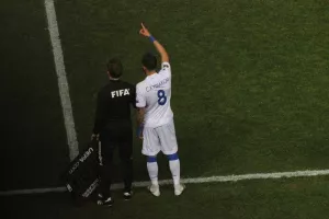 Κίνηση με Χάμπο ο Κωστένογλου 
